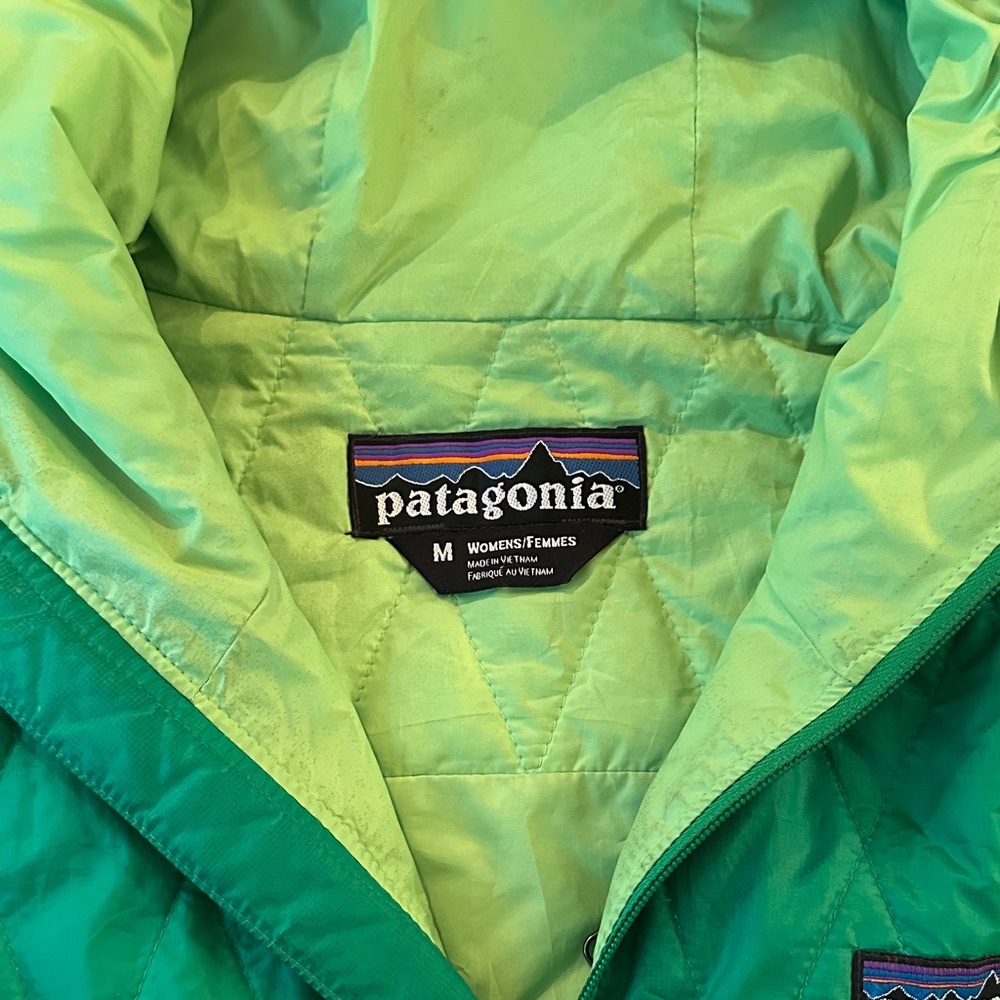 Patagonia Green Puffer Jacket - Picture 3 of 5